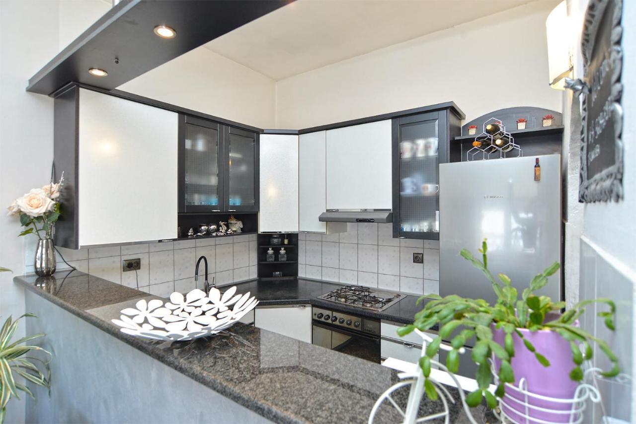 Apartment Mirela 2145 فاجانا المظهر الخارجي الصورة