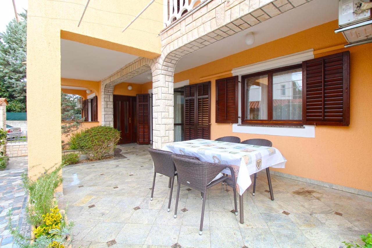 Apartment Mirela 2145 فاجانا المظهر الخارجي الصورة