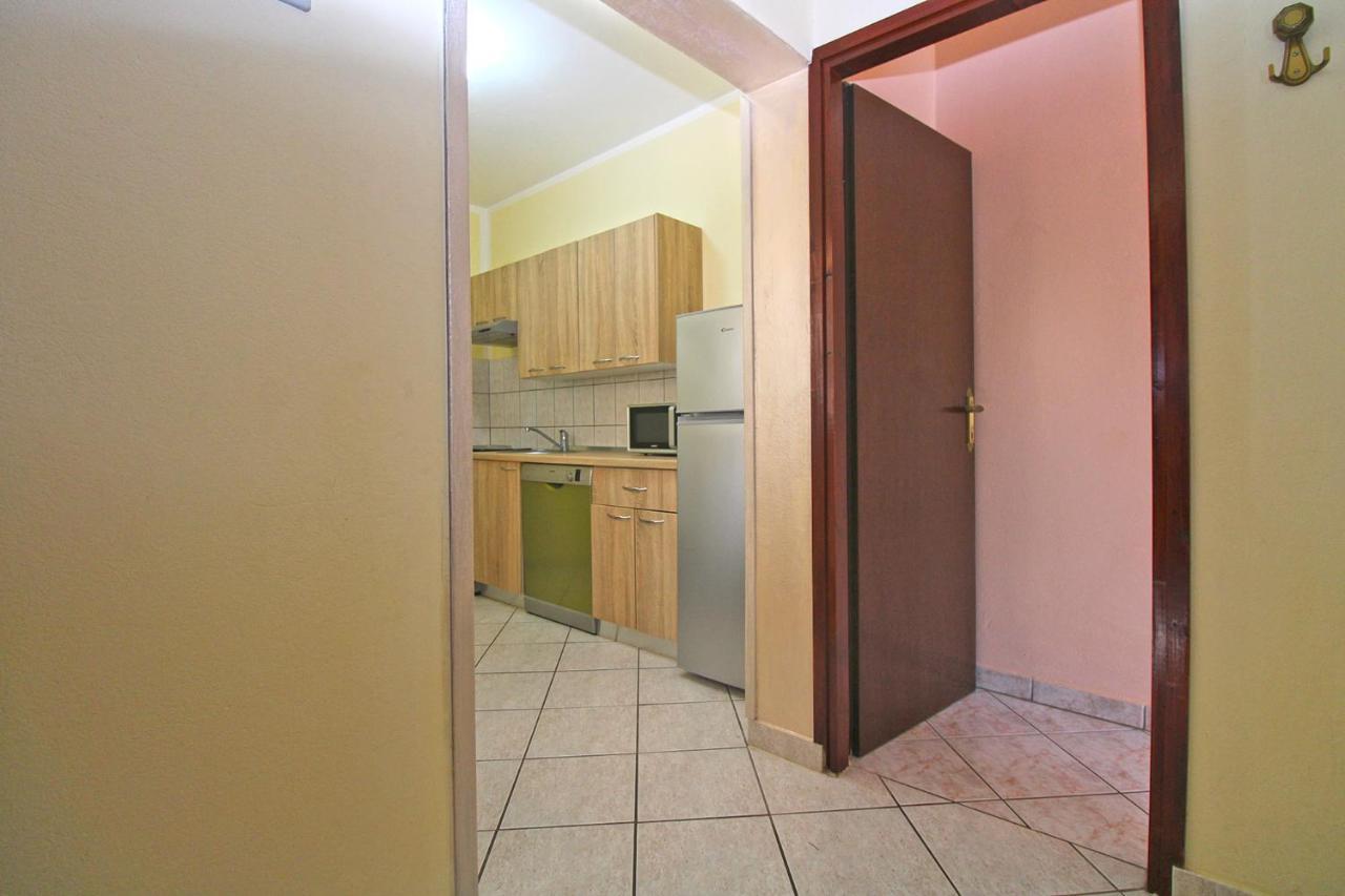 Apartment Mirela 2145 فاجانا المظهر الخارجي الصورة