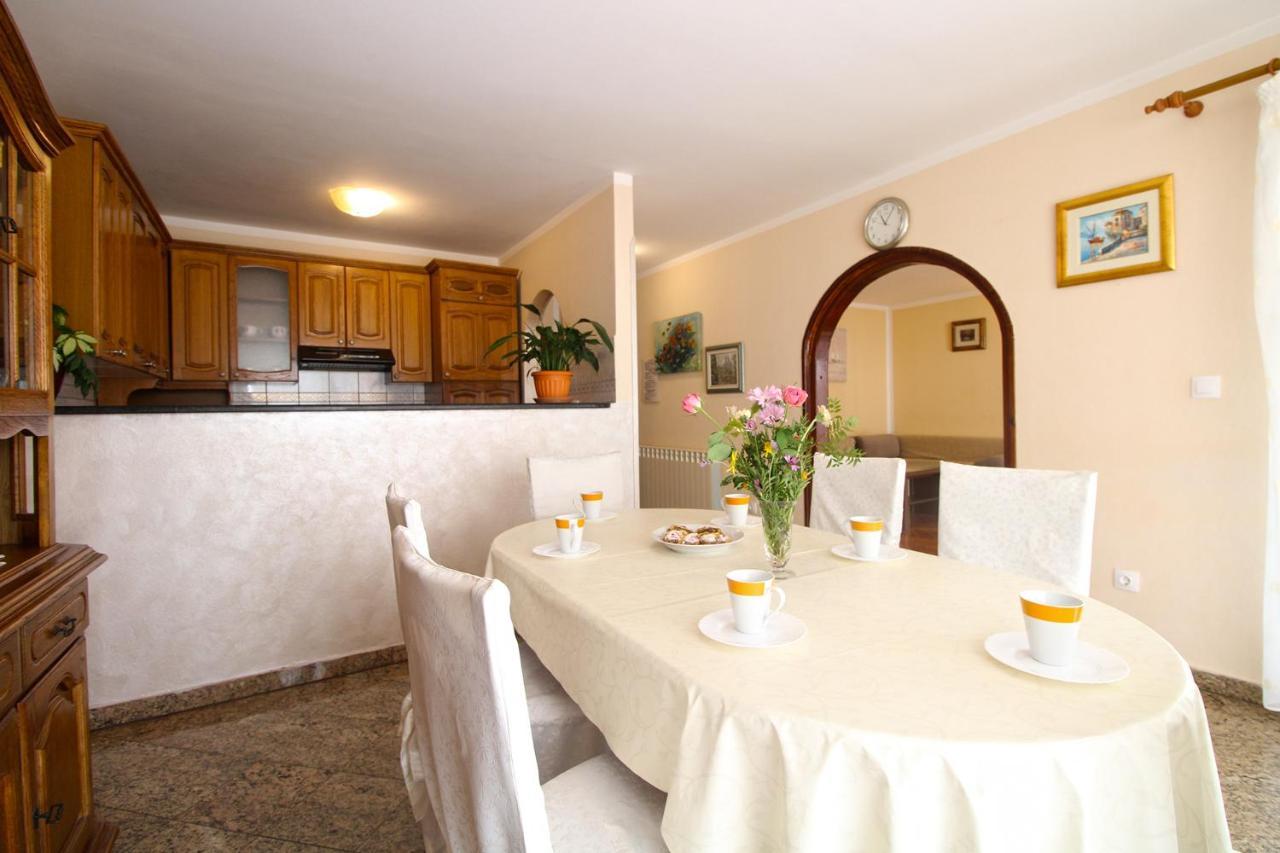 Apartment Mirela 2145 فاجانا المظهر الخارجي الصورة