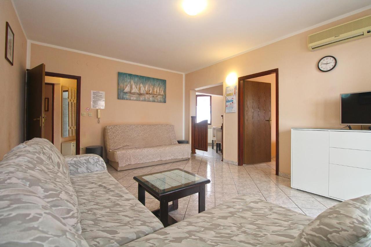 Apartment Mirela 2145 فاجانا المظهر الخارجي الصورة