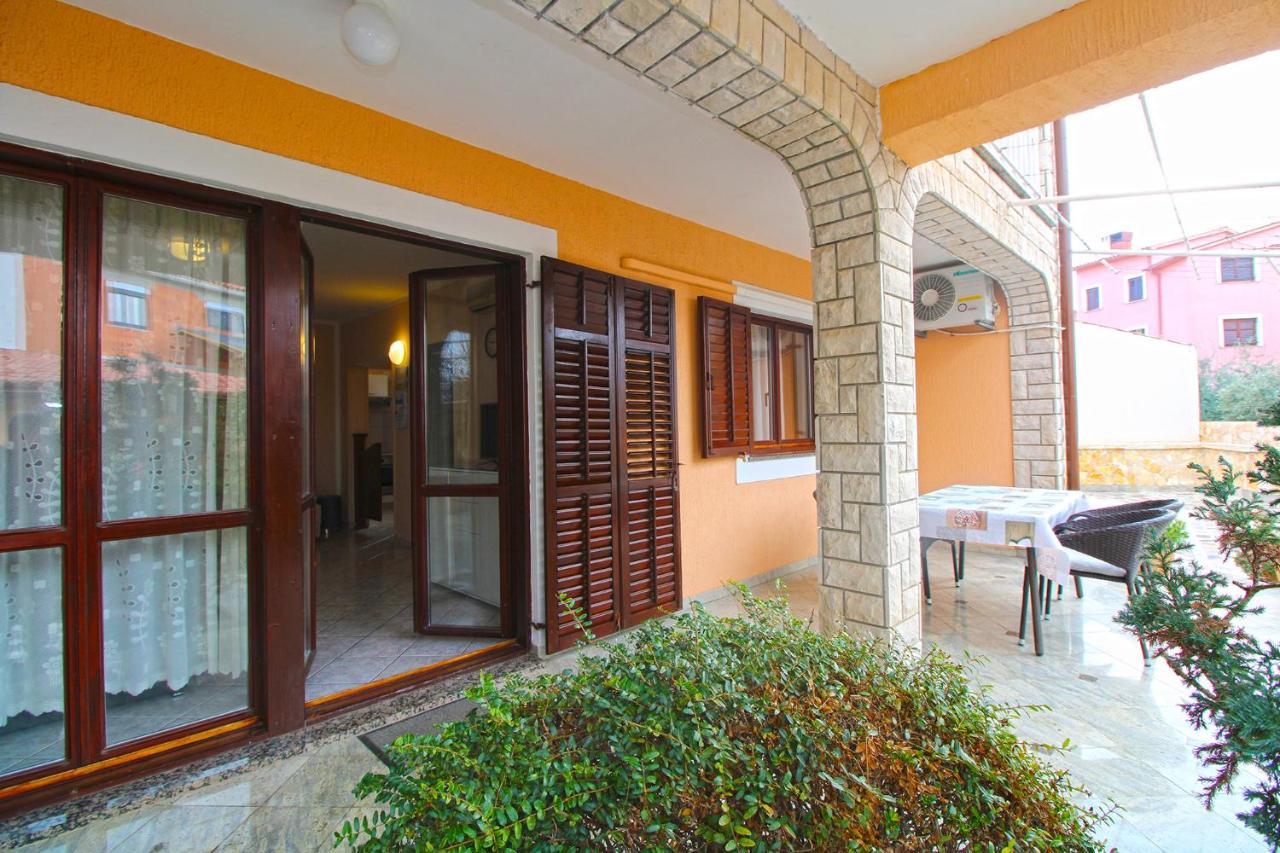 Apartment Mirela 2145 فاجانا المظهر الخارجي الصورة