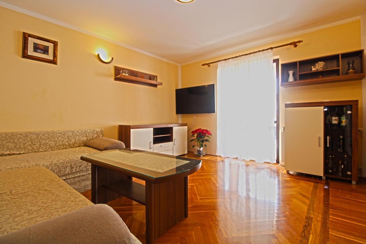 Apartment Mirela 2145 فاجانا المظهر الخارجي الصورة