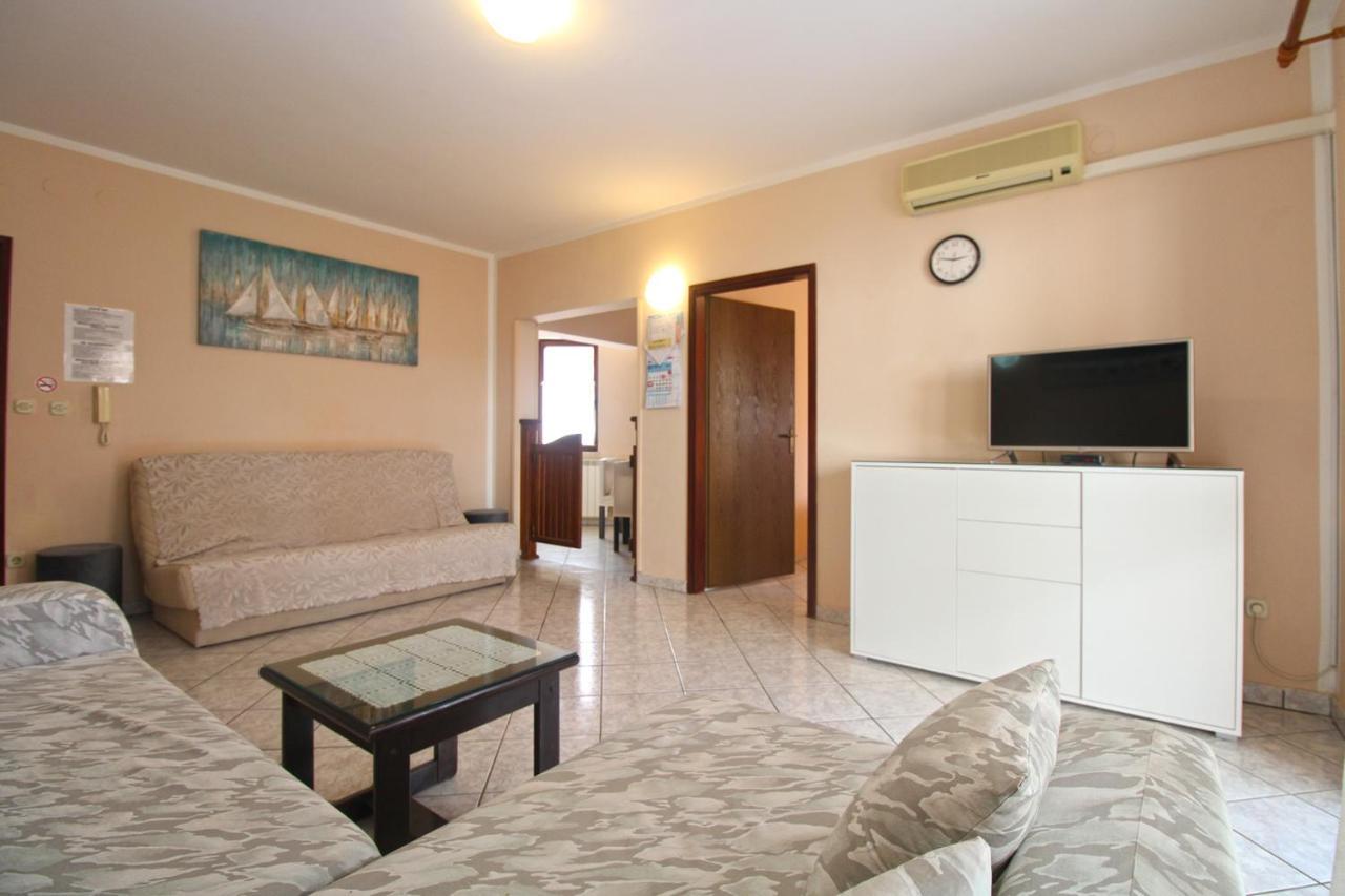 Apartment Mirela 2145 فاجانا المظهر الخارجي الصورة